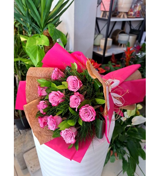 İTHAL PEMBE MOR GÜL BUKETİ